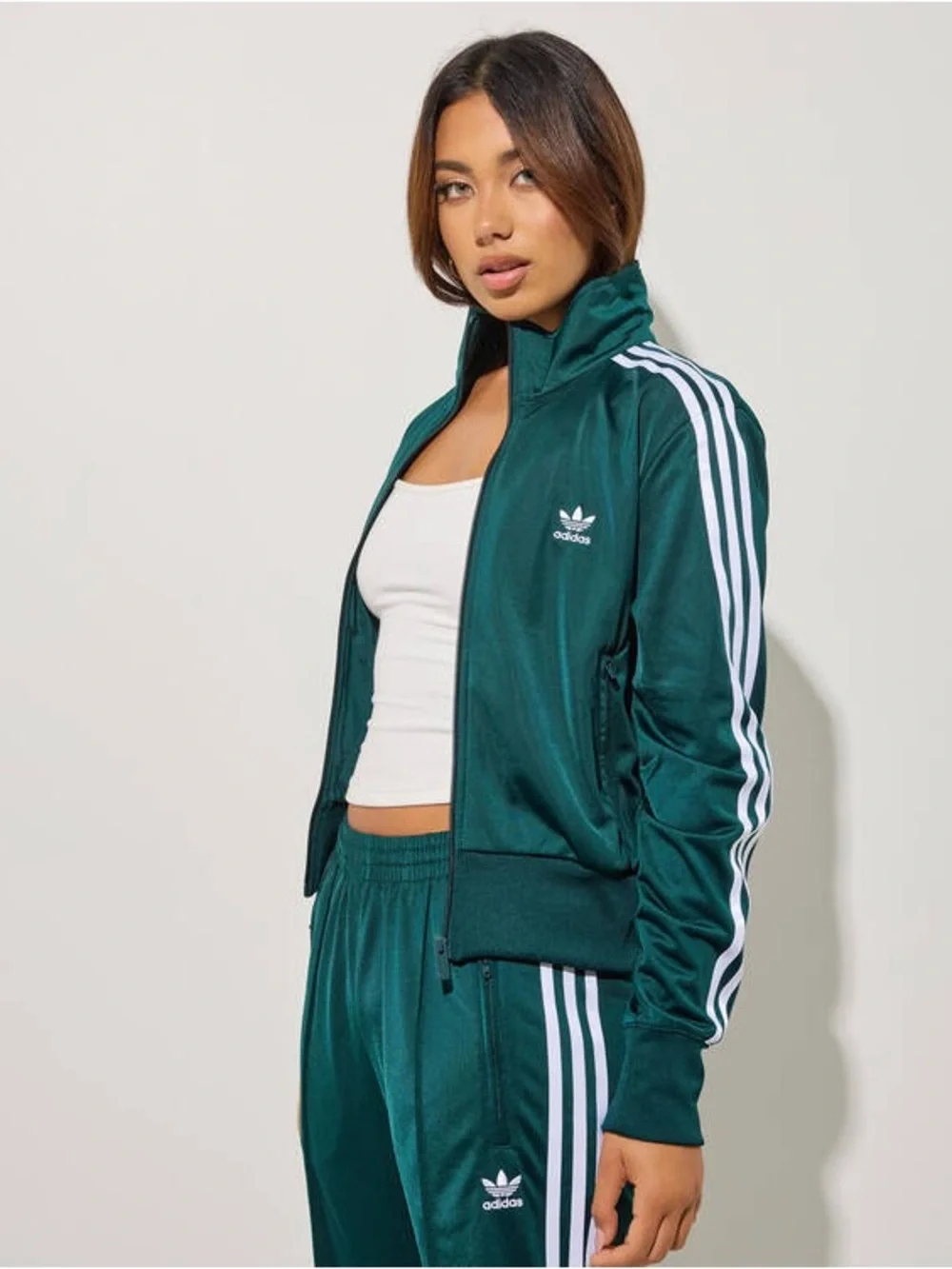 #134- NEW adidas Adicolor Classics Firebird Track Top - Picture 3 of 14